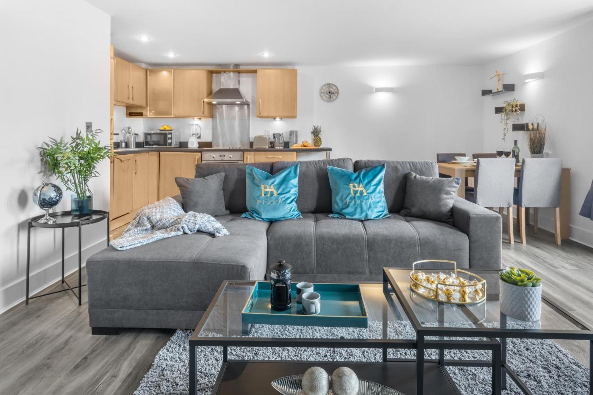 Pluxa Globe - Spacious Apartment In Jq With Parking Birmingham Exterior photo