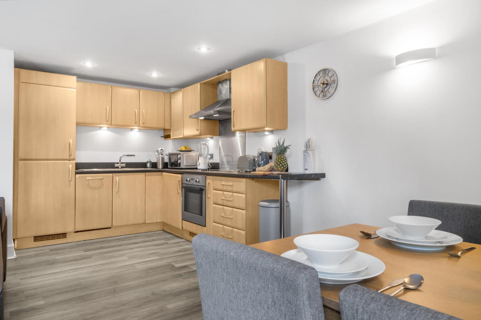 Pluxa Globe - Spacious Apartment In Jq With Parking Birmingham Exterior photo